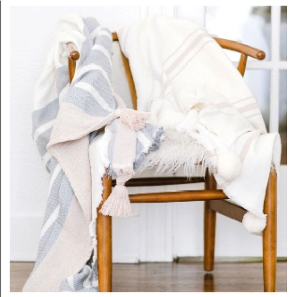 NIP Imani Collective Woven Throw Blanket in Cream - Picture 2 of 4